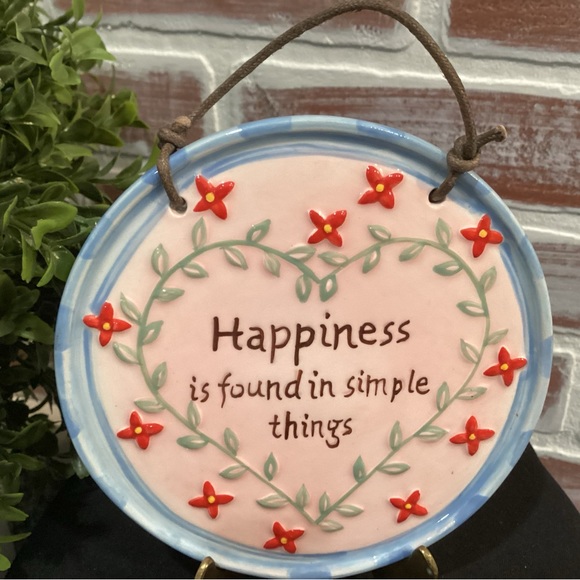 Hand Painted Ceramic Plaque by Paula - “Happiness is found in simple things” - Picture 2 of 6